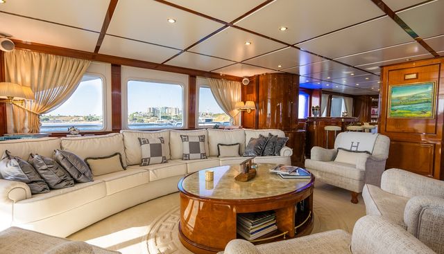 STELLA FIERA yacht for sale 17
