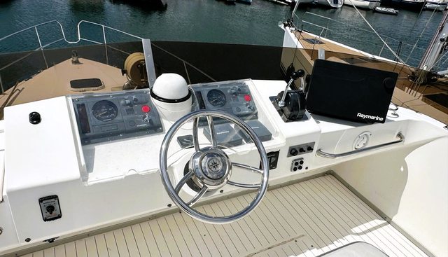noname yacht for sale 4
