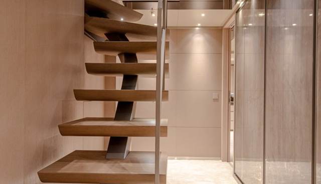 KINDA yacht for sale 20