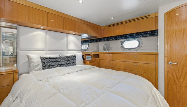 TIME 2-FLY yacht for sale 35