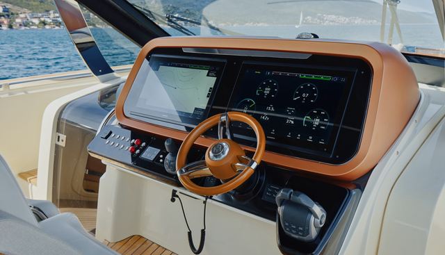 noname yacht for sale 10