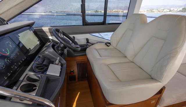 noname yacht for sale 27