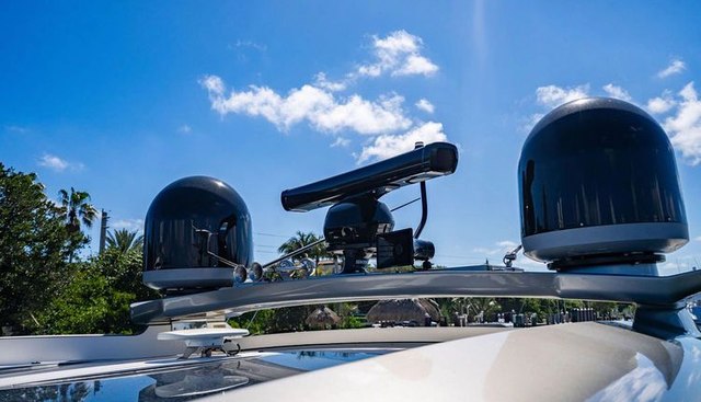 EL MAR V yacht for sale 218