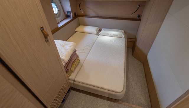 noname yacht for sale 35