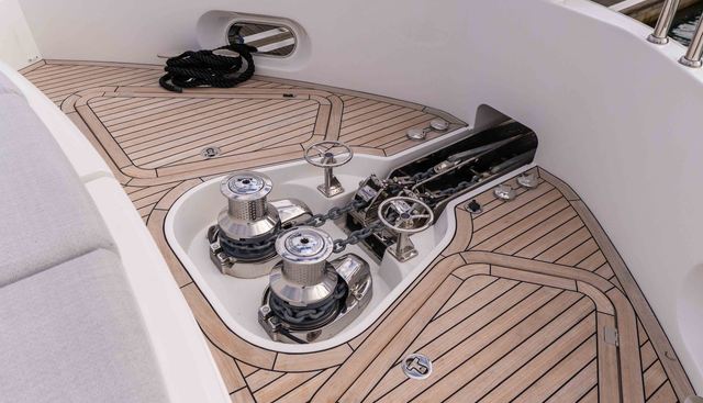 9352490 yacht for sale 15