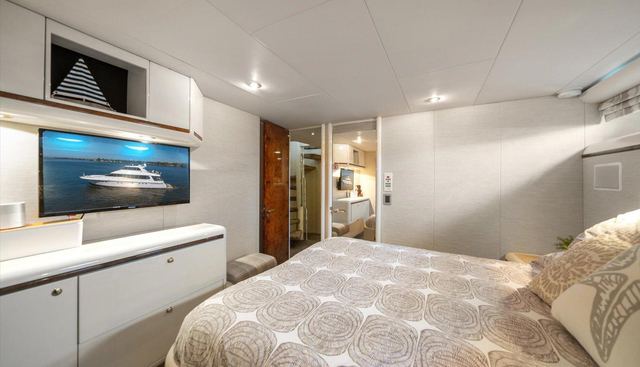 Octopi yacht for sale 59