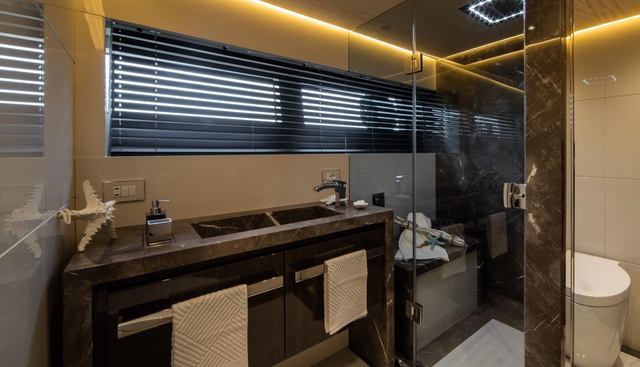 REKOMA yacht for sale 17