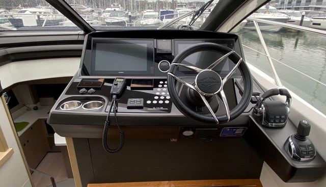 noname yacht for sale 37