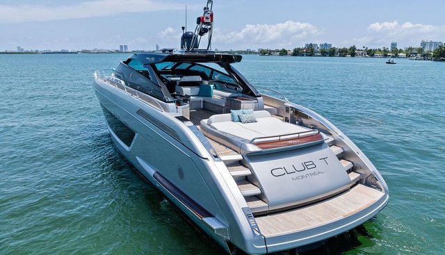 CLUB T yacht for sale 20
