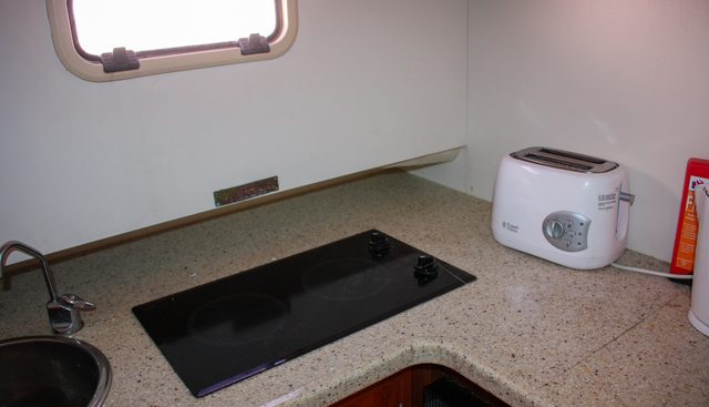 The Equator yacht for sale 54