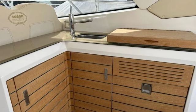 noname yacht for sale 9