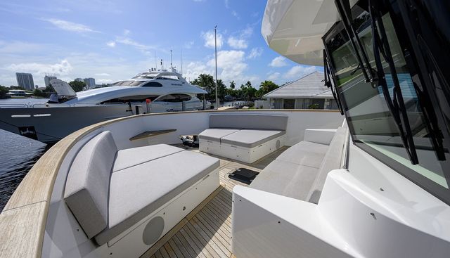 C3 yacht for sale 10