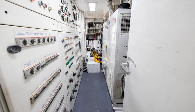 BENETTI CLASSIC yacht for sale 58