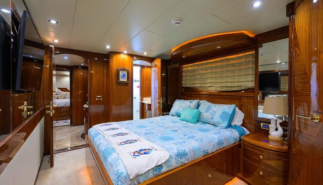 MISS DUNIA yacht for sale 62