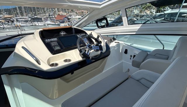 O DE MER yacht for sale 14