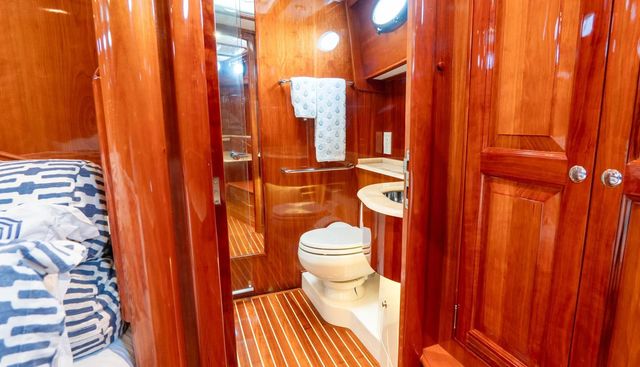 Sapphire II yacht for sale 15