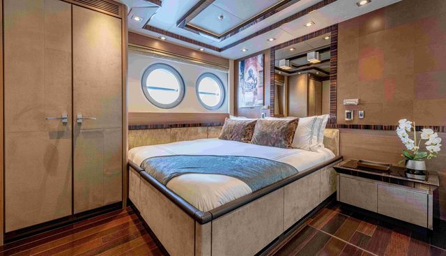 EQUITY yacht for sale 20