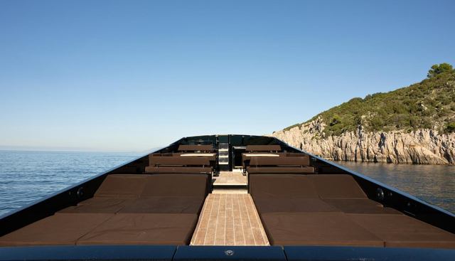 GIOCO A DUE yacht for sale 9