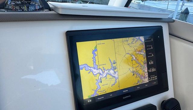 In Pursuit yacht for sale 24