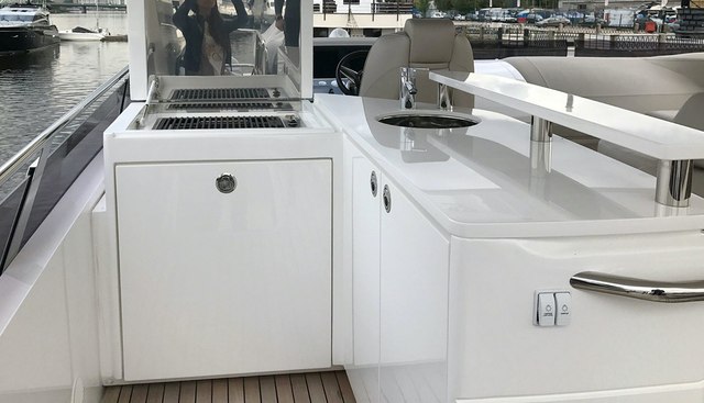 Princess 68 yacht for sale 18