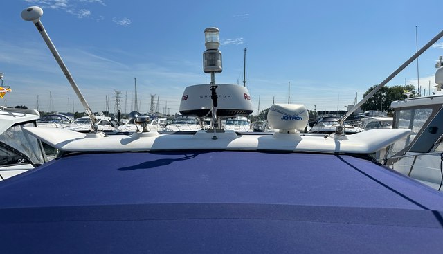 Locomotion yacht for sale 24