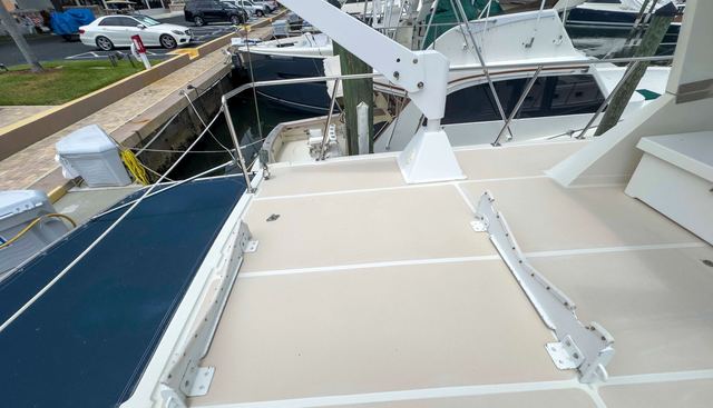 ISLAND GIRL yacht for sale 28