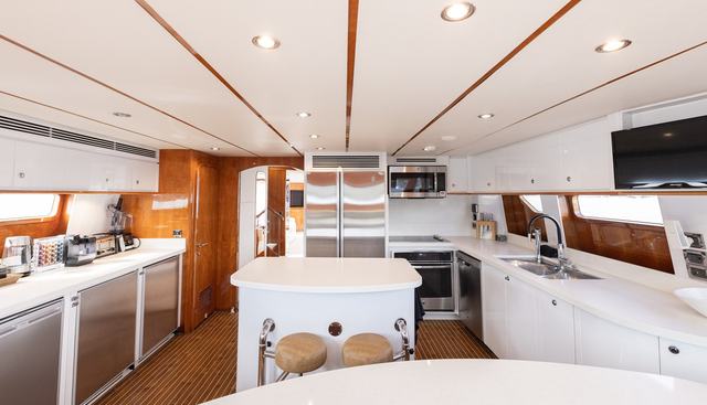 SASSY yacht for sale 28