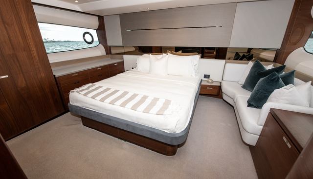 CHAMELEON II yacht for sale 12