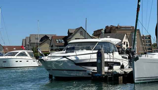 Sea A Moor yacht for sale 2
