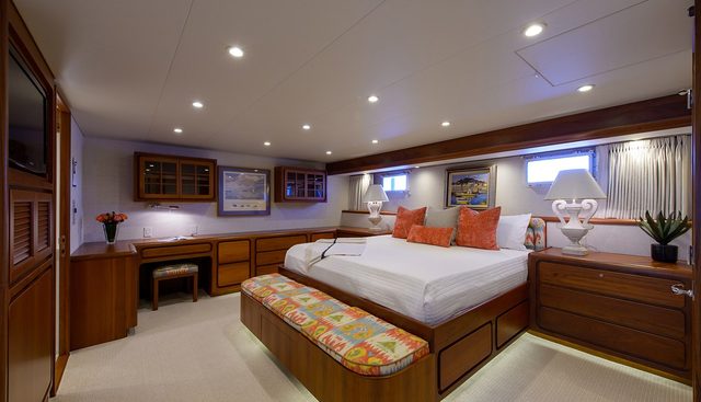 DREAM CATCHER yacht for sale 10