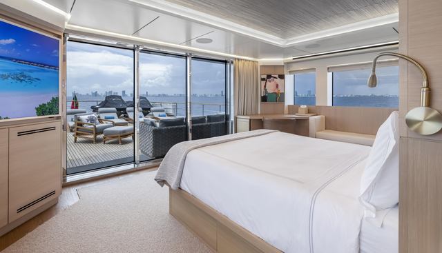 EVELYN P yacht for sale 67