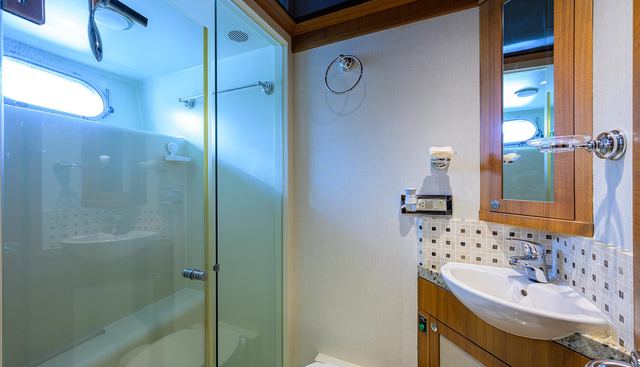 ST. TROPEZ yacht for sale 57