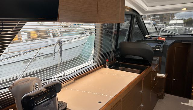 Folly Five yacht for sale 27