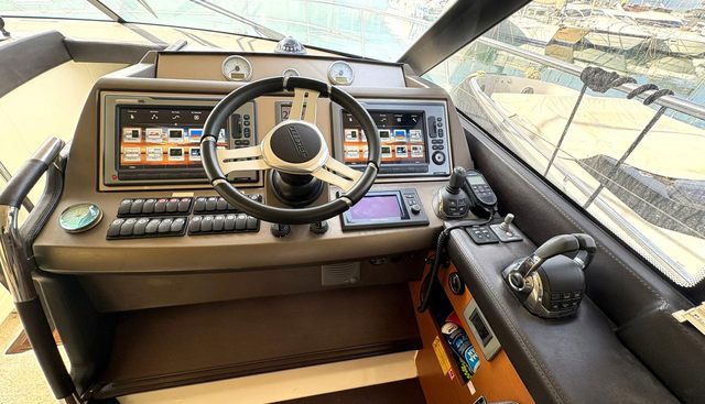 P500 yacht for sale 24