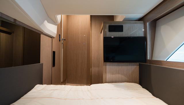 SEALINE yacht for sale 25