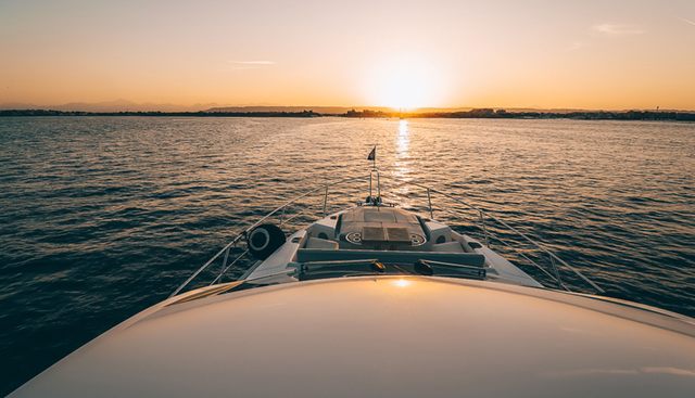 TRAMONTO yacht for sale 14