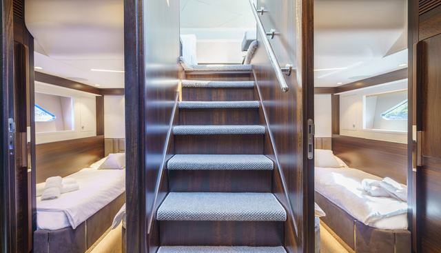 AQUAMARINE yacht for sale 33