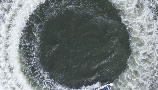 DYLIS yacht for sale 3