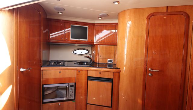 AVENTURA yacht for sale 14