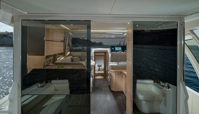Greenline 39 yacht for sale 9