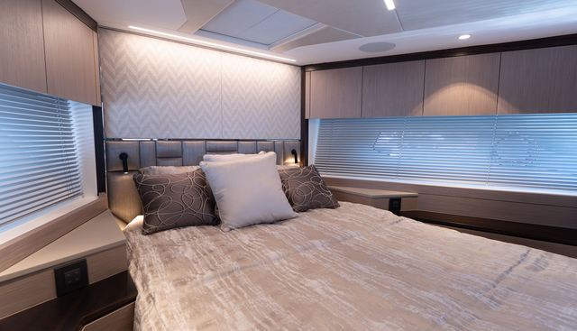 7252468 yacht for sale 37