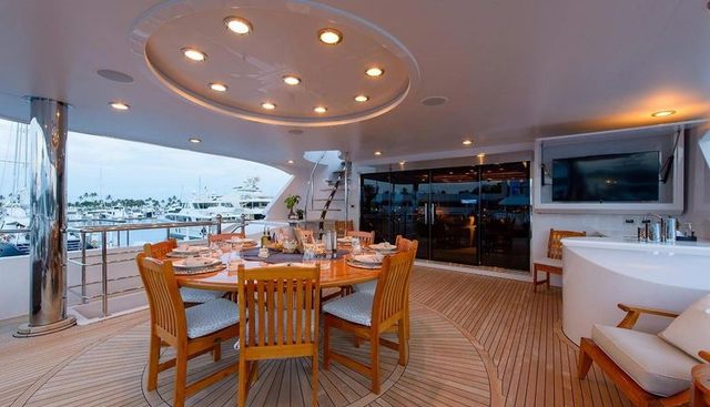 LUCY yacht for sale 24