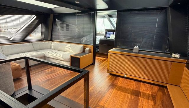 Carat yacht for sale 24