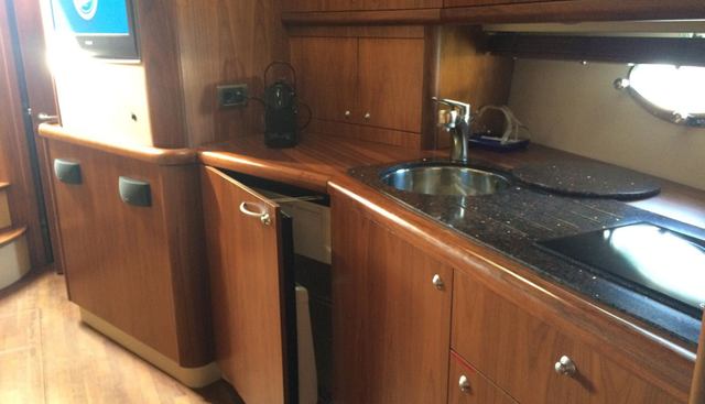 VANIRA yacht for sale 10