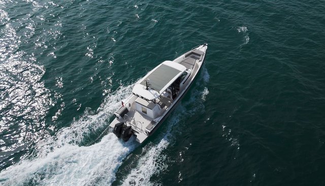 SEAS THE GREY yacht for sale 10