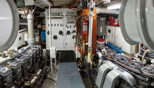 SISISI yacht for sale 32