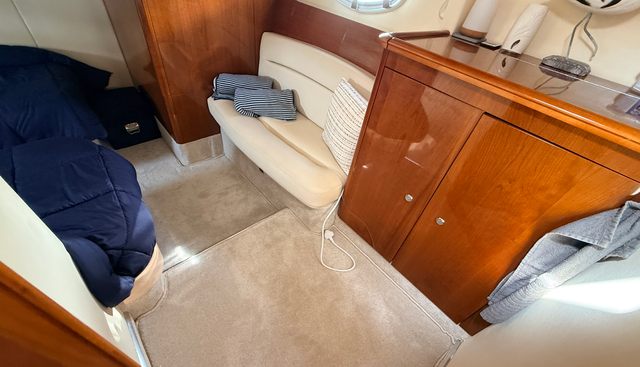 Footloose yacht for sale 14