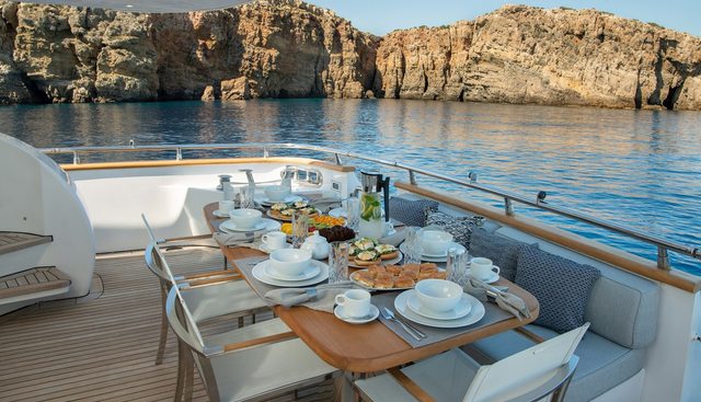 EL PECADO yacht for sale 9