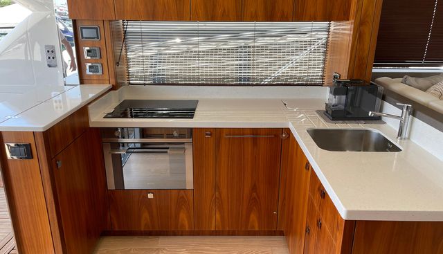 LYDIA yacht for sale 14