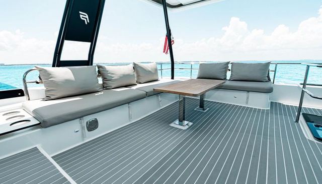 Libert'e yacht for sale 17